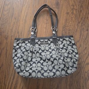 Coach Signature Canvas Tote Bag